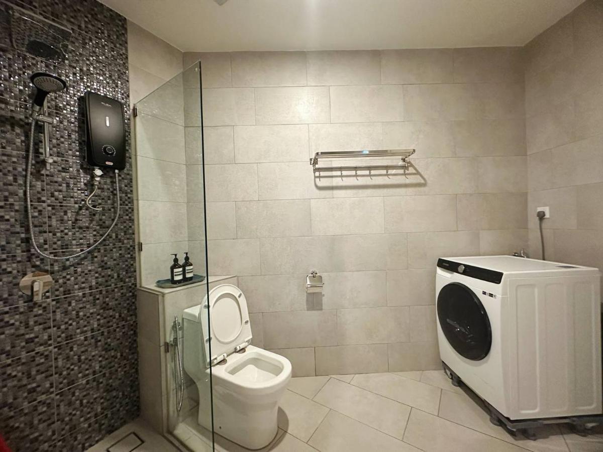 Sunset Seaview Studio Apartment At Kota Kinabalu City Centre 외부 사진